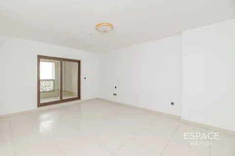 Apartment in BALQIS RESIDENCE in Palm Jumeirah, Dubai, UAE 2 bedrooms, 178 sq.m. № 650439 - photo 9