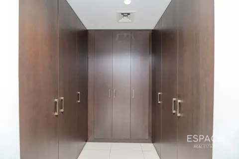 Apartment in BALQIS RESIDENCE in Palm Jumeirah, Dubai, UAE 2 bedrooms, 178 sq.m. № 650439 - photo 12