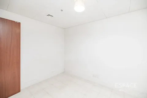Appartamento in affitto a Dubai Marina, Dubai, EAU 1 camera da letto, 110 mq. № 650436 - foto 11