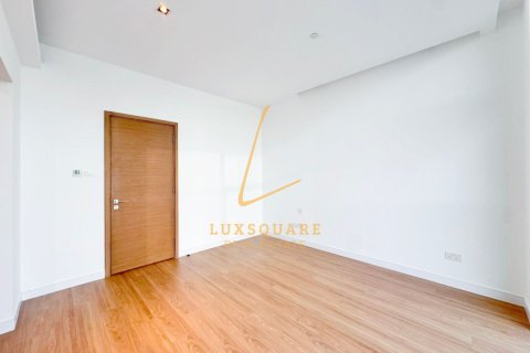 Apartment in Al Wasl, Dubai, UAE 2 bedrooms, 186 sq.m. № 753920 - photo 13