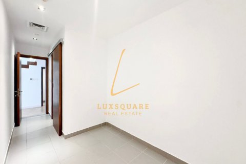 Apartment in Al Wasl, Dubai, UAE 2 bedrooms, 186 sq.m. № 753920 - photo 23