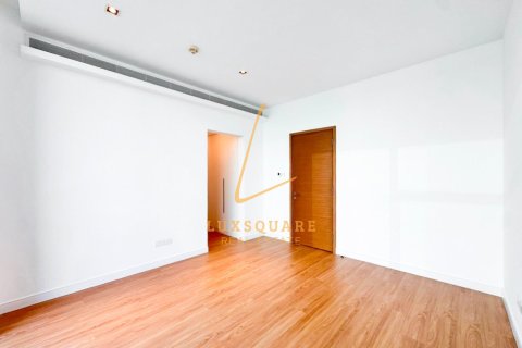Apartment in Al Wasl, Dubai, UAE 2 bedrooms, 186 sq.m. № 753920 - photo 11