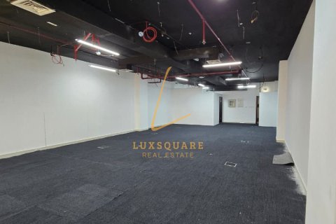 Üürile anda kontor asukohaga Dubai Investment Park, AÜE: 123 m² Nr 753923 - pilt 8