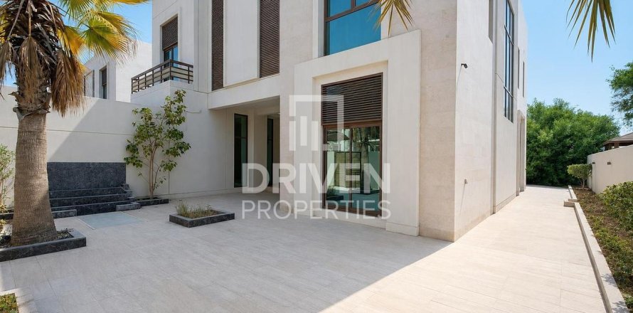 Willa w Nadd Al Sheba, Dubai, ZEA 5 sypialnie, 697.42 mkw. nr 754284