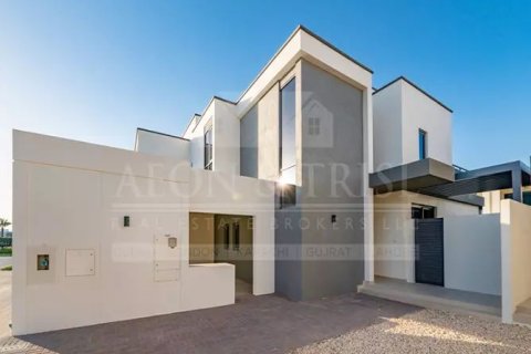 Vila di Dubai Hills Estate, Dubai, UEA 5 kamar tidur, 251 m2 nomor 648615 - foto 2