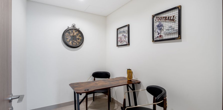Byt v Al Kifaf, Dubai, SAE 3 ložnice, 157 m² Č.: 648614