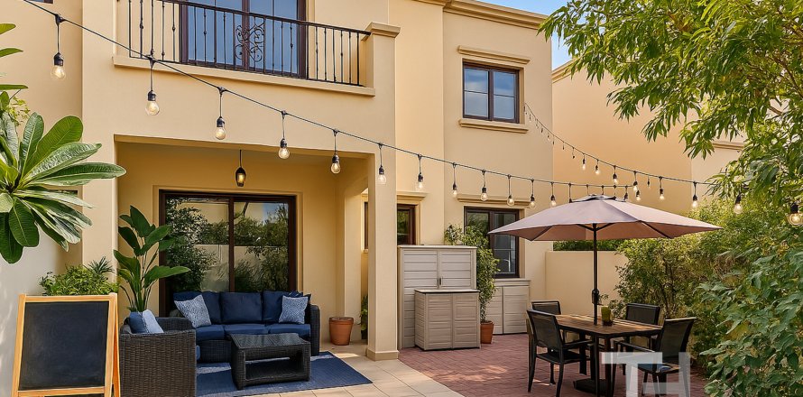 Villa in Reem, Dubai, UAE 3 bedrooms, 222 sq.m. № 586463