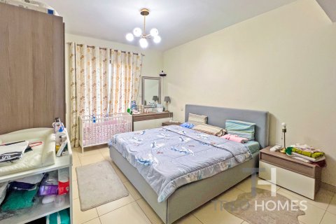Villa in Reem, Dubai, UAE 3 bedrooms, 222 sq.m. № 586463 - photo 17