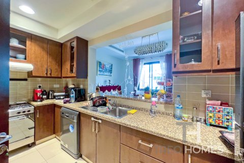 Villa in Reem, Dubai, UAE 3 bedrooms, 222 sq.m. № 586463 - photo 7