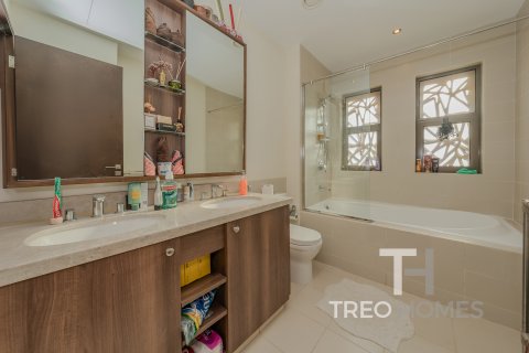 Townhouse til salg i Reem, Dubai, UAE 3 soveværelser, 272 kvm № 586464 - foto 16