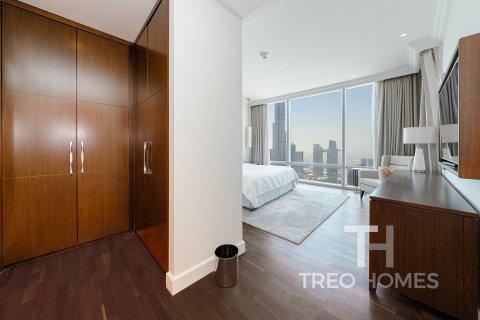 Apartment in Burj Khalifa, Dubai, UAE 3 bedrooms, 186 sq.m. № 586357 - photo 11
