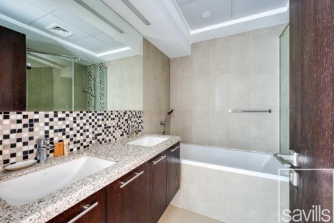 Apartemen di Downtown Dubai (Downtown Burj Dubai), Dubai, UEA 2 kamar tidur, 120.4 m2 nomor 755305 - foto 18
