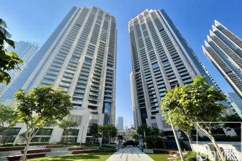 Apartemen di Downtown Dubai (Downtown Burj Dubai), Dubai, UEA 2 kamar tidur, 103.22 m2 nomor 755306 - foto 23