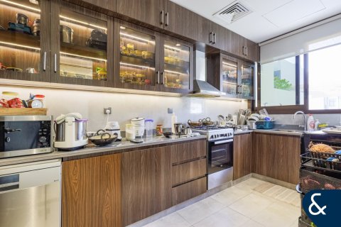 Vila di Al Furjan, Dubai, UEA 4 kamar tidur, 311 m2 nomor 684968 - foto 4