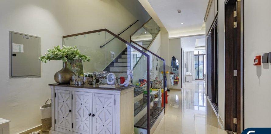 Vila di Al Furjan, Dubai, UEA 4 kamar tidur, 311 m2 nomor 684968