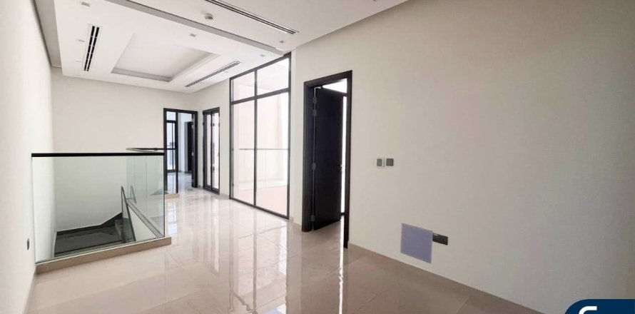 Vila di Al Furjan, Dubai, UAE 4 bilik tidur, 311 meter persegi № 684968