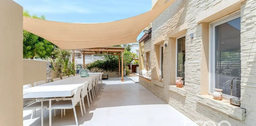 Villa à The Springs, Dubai, EAU: 3 chambres, 208.66 m2 № 758803