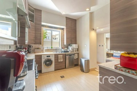 Villa à vendre à  The Springs, Dubai, EAU 3 chambres, 208.66 m2 № 758803 - photo 17
