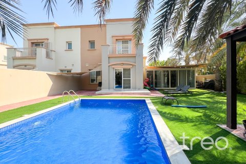 Vilë në The Springs, Dubai, Emiratet e Bashkuara Arabe 3 dhoma gjumi, 208.66 m2. № 758802 - Foto 2