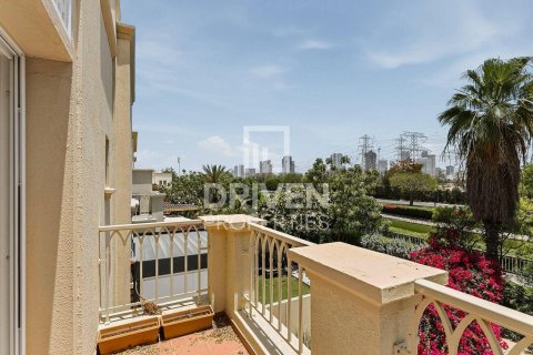 Villa itt: The Springs, Dubai, EAE, 3 hálószoba, 332.78 m², azonosító: 746998 - fénykép 20