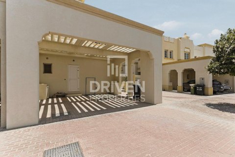 Villa itt: The Springs, Dubai, EAE, 3 hálószoba, 332.78 m², azonosító: 746998 - fénykép 22