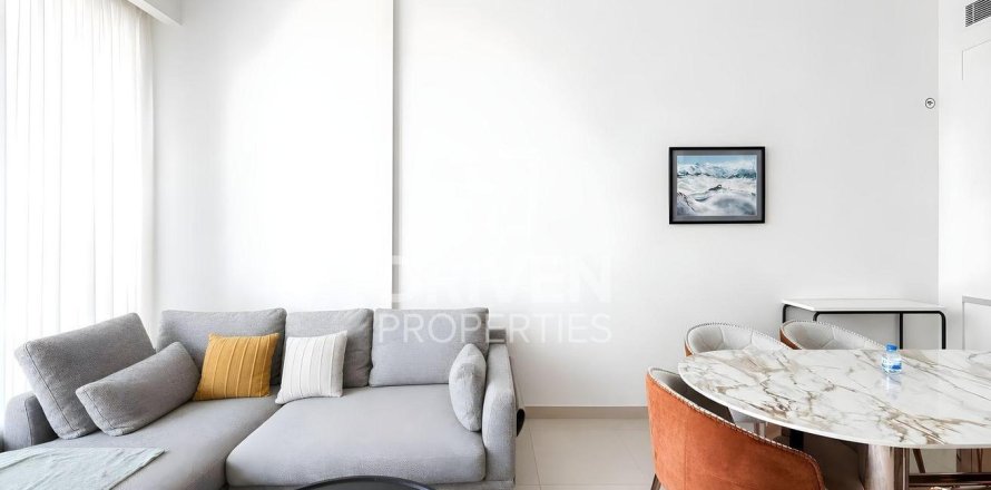 Appartement à Al Wasl, Dubai, EAU: 3 chambres, 162.12 m2 № 745468