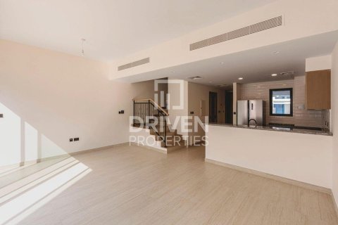 Kamienica do wynajęcia w Damac Lagoons, Dubai, ZEA 3 sypialnie, 144 mkw., nr 745377 - zdjęcie 2