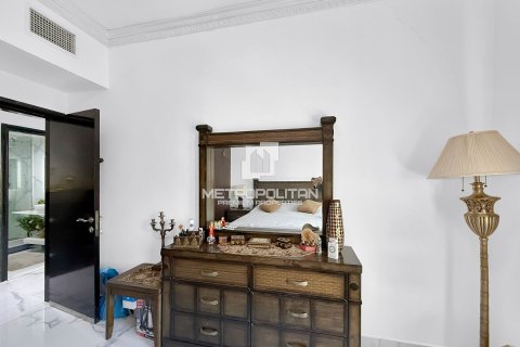 Apartamento en venta en Jumeirah Village Circle, Dubai, EAU 2 dormitorios, 108 m2 № 664468 - foto 16