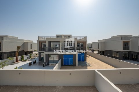 Adosado en alquiler en Dubai South (Dubai World Central), Dubai, EAU 4 dormitorios, 368 m2 № 664499 - foto 11