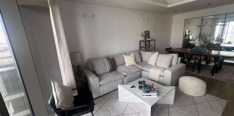 Apartament në Dubai, Emiratet e Bashkuara Arabe 2 dhoma gjumi, 125.9 m2. № 645708