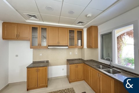 Villa itt: Dubai Land, EAE, 3 hálószoba, 190 m², azonosító: 668040 - fénykép 3