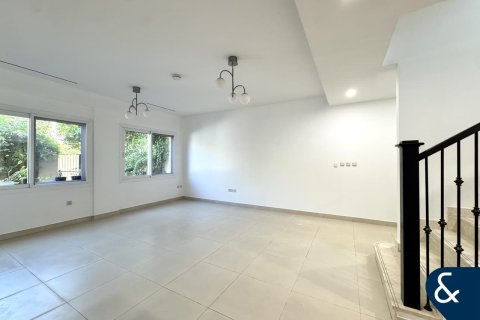 Villa itt: Dubai Land, EAE, 3 hálószoba, 190 m², azonosító: 668040 - fénykép 2