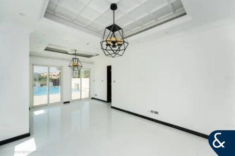 Villa in The Springs, Dubai, UAE 4 bedrooms, 701 sq.m. № 668039 - photo 5