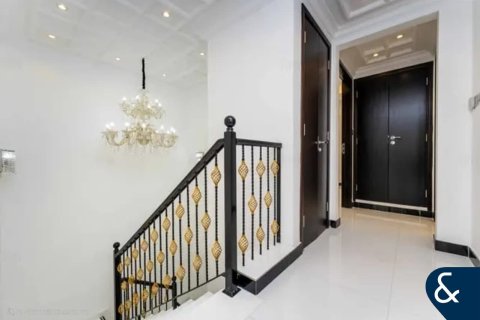 Villa in The Springs, Dubai, UAE 4 bedrooms, 701 sq.m. № 668039 - photo 13