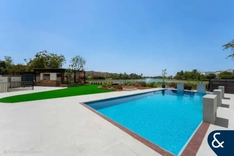 Villa in The Springs, Dubai, UAE 4 bedrooms, 701 sq.m. № 668039 - photo 2