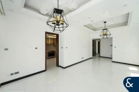 Villa in The Springs, Dubai, UAE 4 bedrooms, 701 sq.m. № 668039 - photo 6