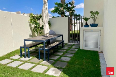 Willa do wynajęcia w Dubai, ZEA 4 sypialnie, 304.2 mkw., nr 687230 - zdjęcie 3