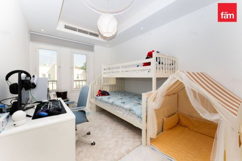 Vila u Dubai, UAE 3 spavaćih soba, 254.9 m2 Br. 687228 - fotografija 14