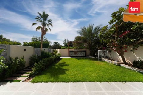 Vila u Dubai, UAE 3 spavaćih soba, 254.9 m2 Br. 687228 - fotografija 20