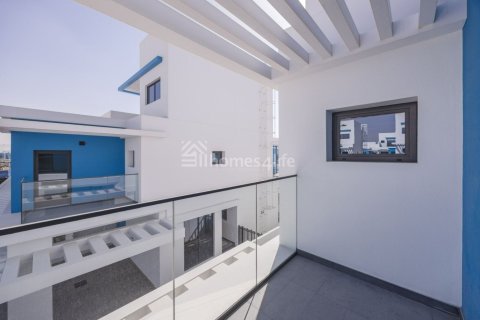 Townhouse til leje i Damac Lagoons, Dubai, UAE 4 soveværelser, 144 kvm № 715177 - foto 7