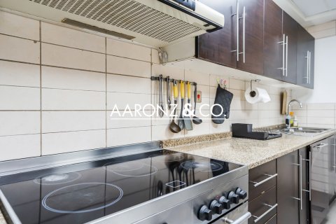 Appartamento in affitto a Jumeirah Lake Towers, Dubai, EAU 3 camere da letto, 181.7 mq. № 670773 - foto 14