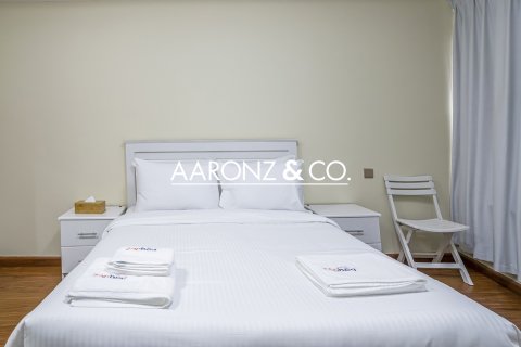 Appartamento in affitto a Jumeirah Lake Towers, Dubai, EAU 3 camere da letto, 181.7 mq. № 670773 - foto 6