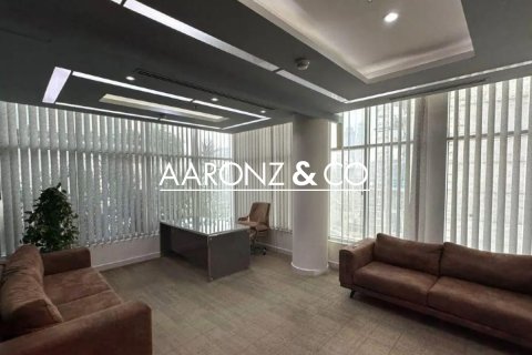 Oficina en alquiler en Business Bay, Dubai, EAU 198.5 m2 № 670774 - foto 6