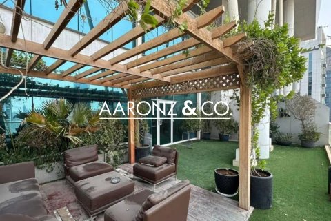 Business Bay, Dubai, UAE의 임대용 사무실 199제곱미터 번호 670774 - 사진 10