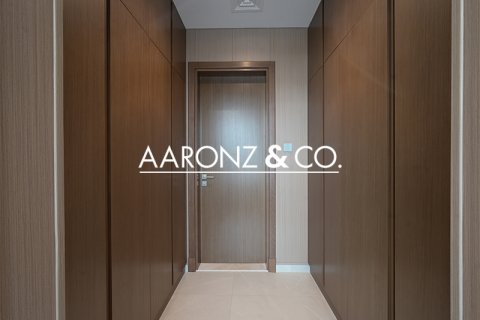 Apartment sa Al Wasl, Dubai, UAE 2 silid-tulugan, 124.6 sq.m. № 670776 - larawan 13