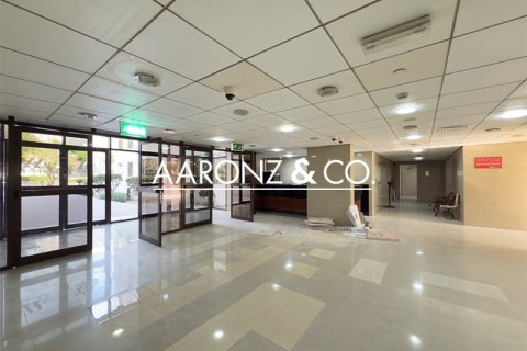 Zyrë në Dubai Investment Park, Emiratet e Bashkuara Arabe 1319.4 m2. № 670753 - Foto 8