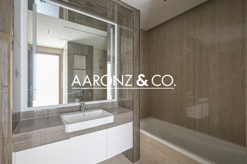 شقة للبيع في أبراج بحيرة جميرا، دبي، الإمارات العربية المتحدة 2 غرفة نوم ، 102 متر مربع ، رقم 670775 - صورة 14