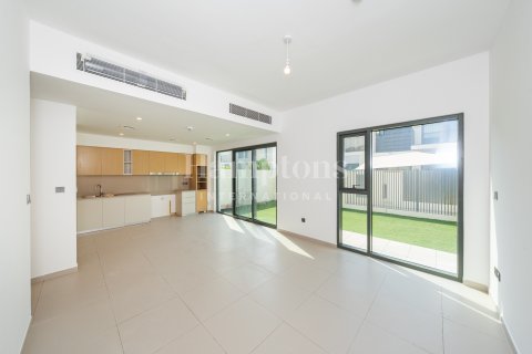 Városi lakóépület itt: Arabian Ranches 3, Dubai, EAE, 4 hálószoba, 223.59986943 m², azonosító: 751538 - fénykép 15