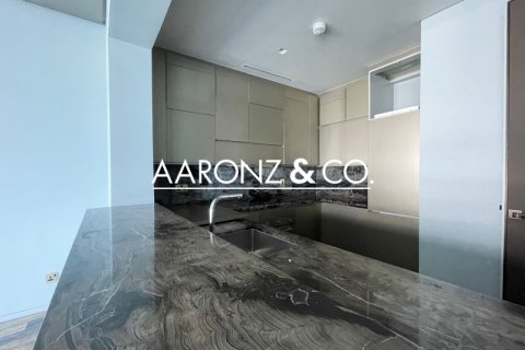 Apartamento en alquiler en Dubai Marina, Dubai, EAU 2 dormitorios, 159 m2 № 691979 - foto 13