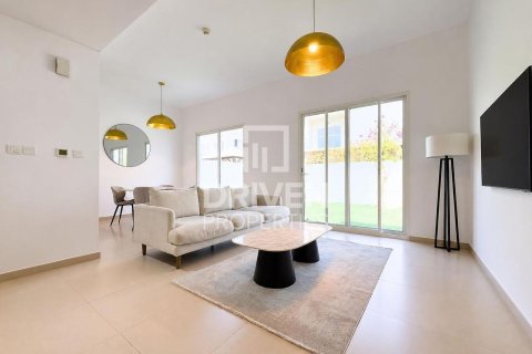 Shtëpi në qytet në Mudon, Dubai, Emiratet e Bashkuara Arabe 3 dhoma gjumi, 159.42 m2. № 759746 - Foto 2